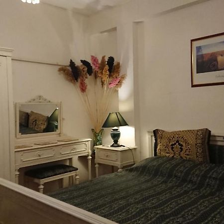 One Bedroom Apartment French Embassy Bucureşti Exterior foto