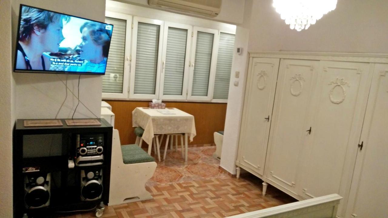 One Bedroom Apartment French Embassy Bucureşti Exterior foto